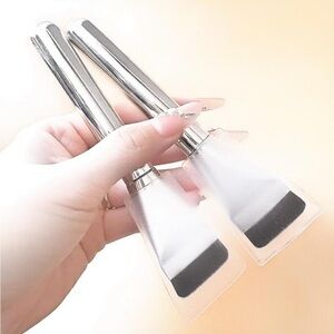 Flat-headed Cosmetic Brush For Foundation NWT